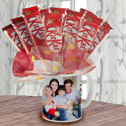 Exclusive Bouquet of Kitkat in Personalized Coffee Mug