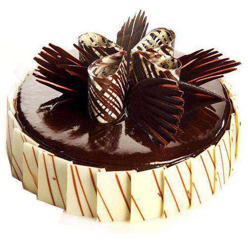 Sumptuous Chocolate Truffle Cake