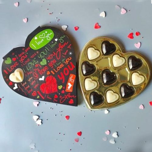 Tempting Dark N White Heart Chocolates Box