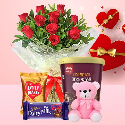 Appealing Gift Hamper with Roses N Kwality Walls Ice Cream