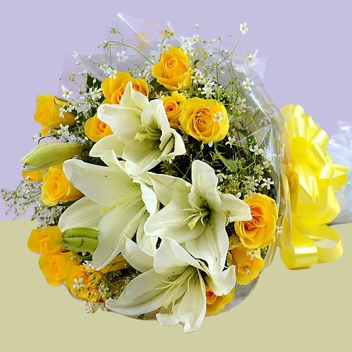 Cheerful Bouquet of Roses N Lilies	