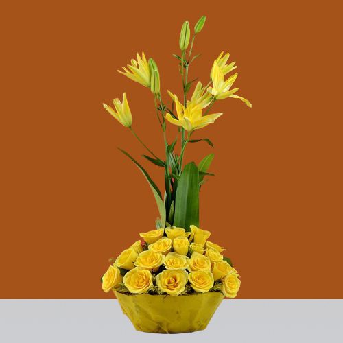 Artistic Basket Arrangement of Yellow Roses N Lilies	
