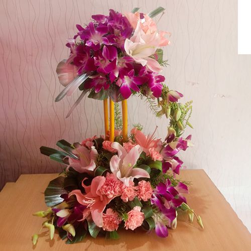 Captivating Mixed Flowers Arrangement