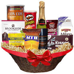 Sweet Tooth Gourmet Gift Hamper for Men