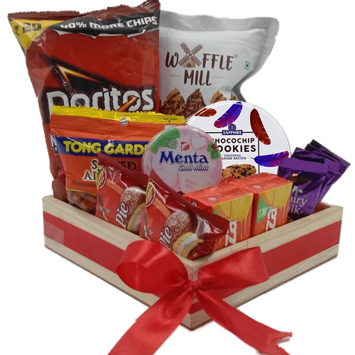 Enticing Gourmet Delight Hamper