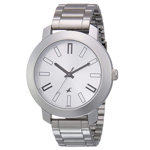 Trendsetting Fastrack Casual Analog Silver Dial Mens Watch